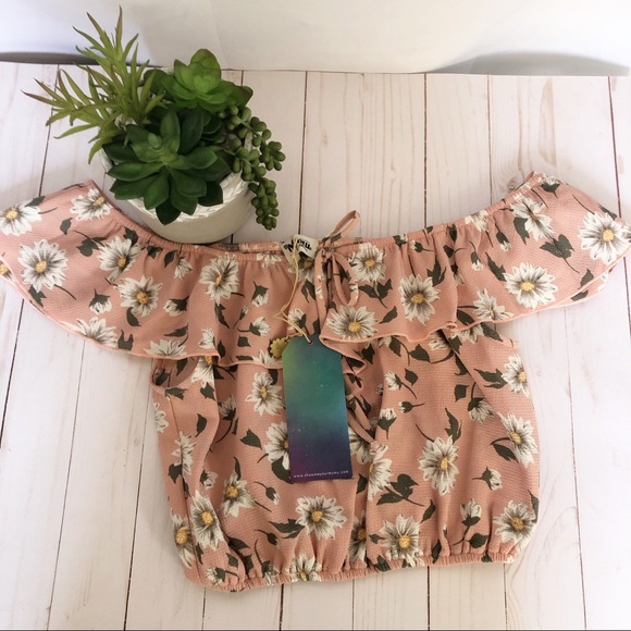 Show me your Mumu Darla ruffle crop top - Picture 2 of 8